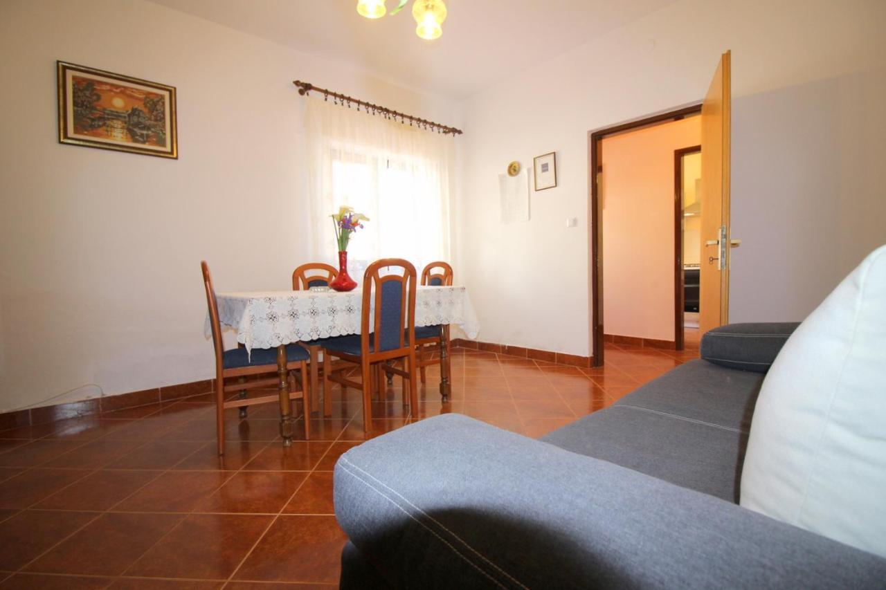 Apartment Liliana Near Beach Poreč Exterior foto